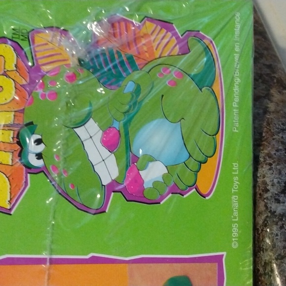 Vintage Lanard Ice Age Sno-Cone Machine, 1995. - Picture 13 of 16